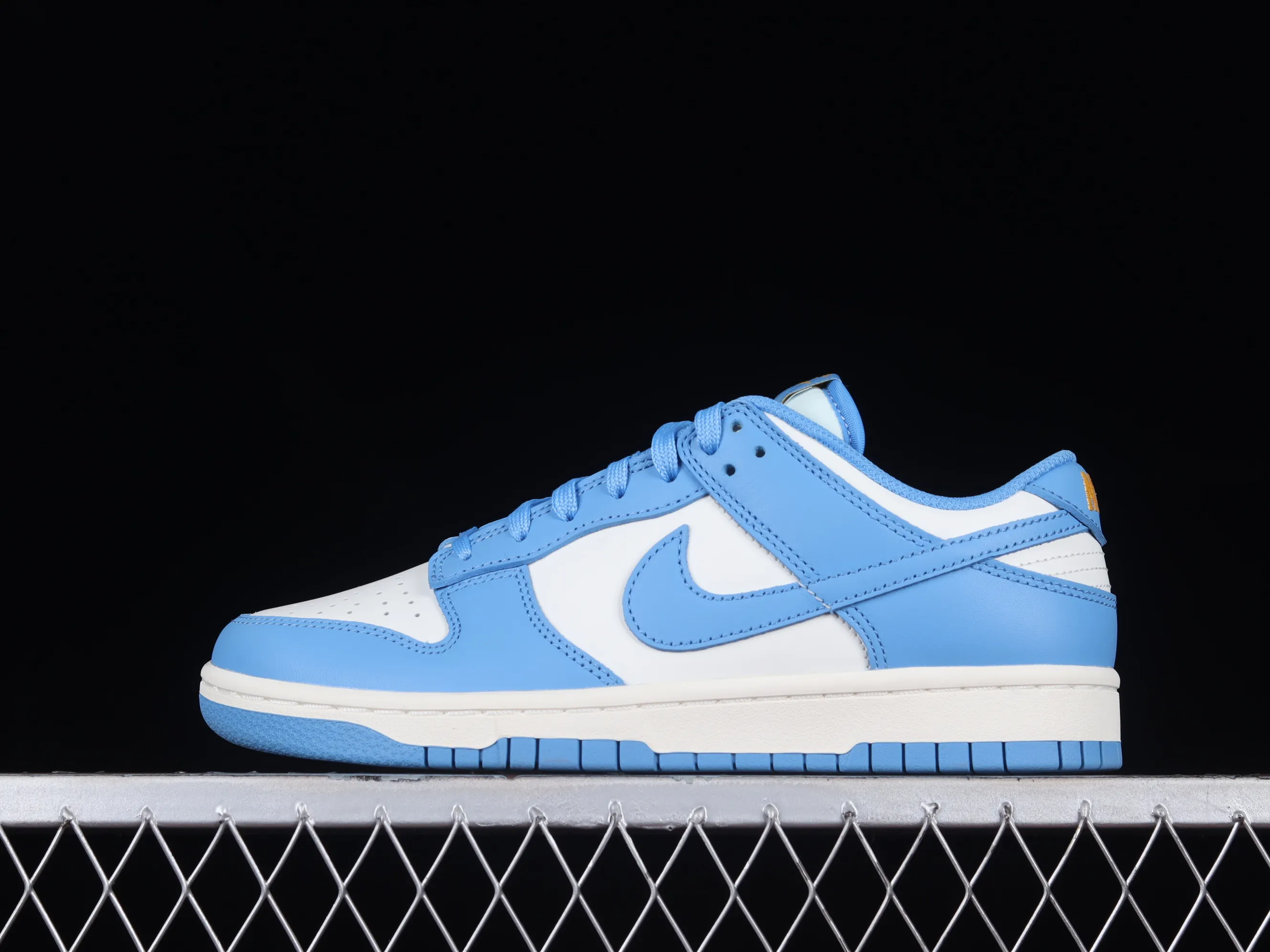 All categories Nk SB Dunk series Nk SB Dunk Low low-top sneakers M version pure original Nk Dunk Low SB dunk series North Carolina blue top layer low-top casual sports skateboard shoes DD1503-100